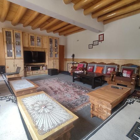 Streamlet Homestay Leh Ngoại thất bức ảnh